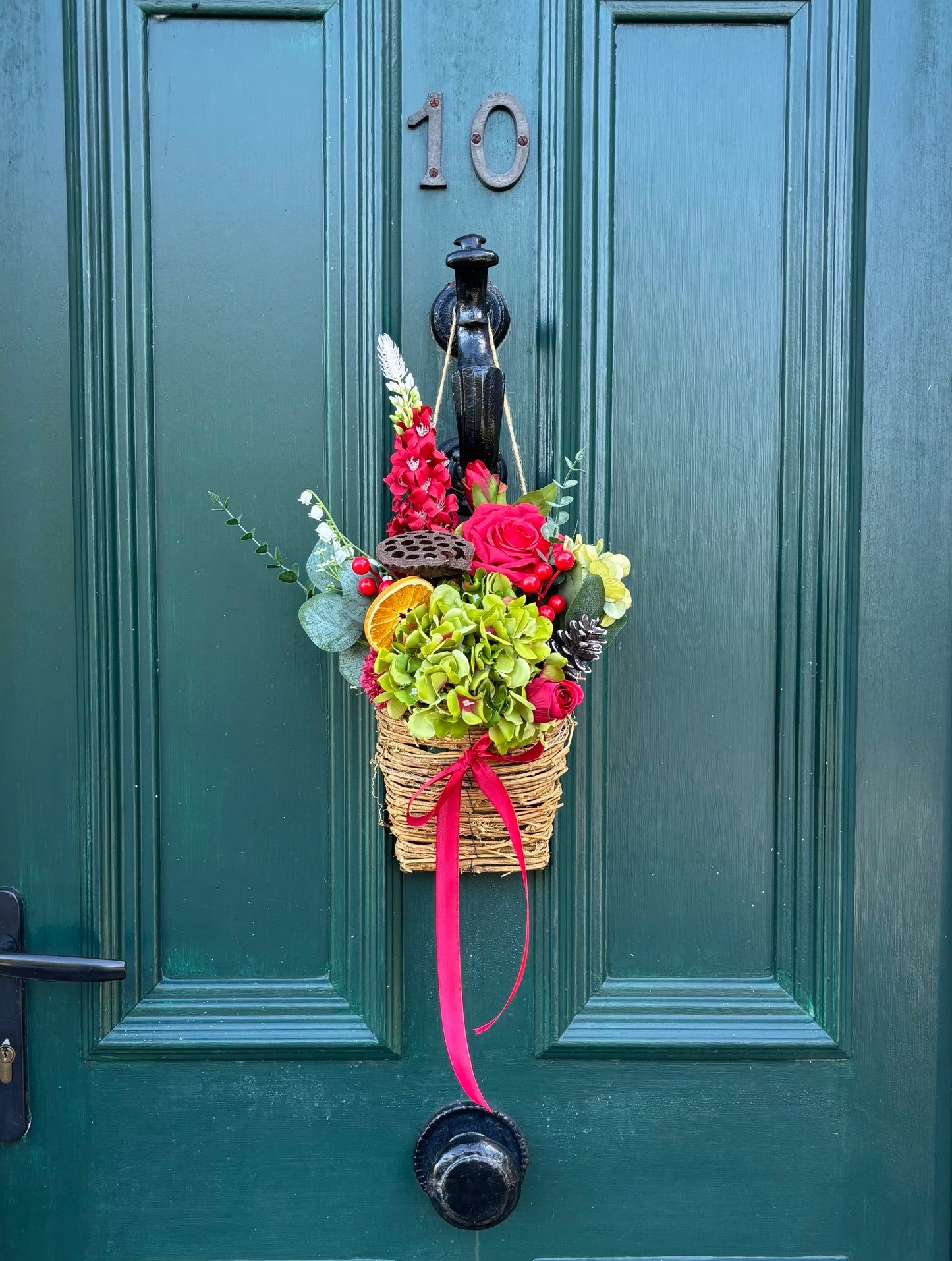 Small Christmas Door Basket