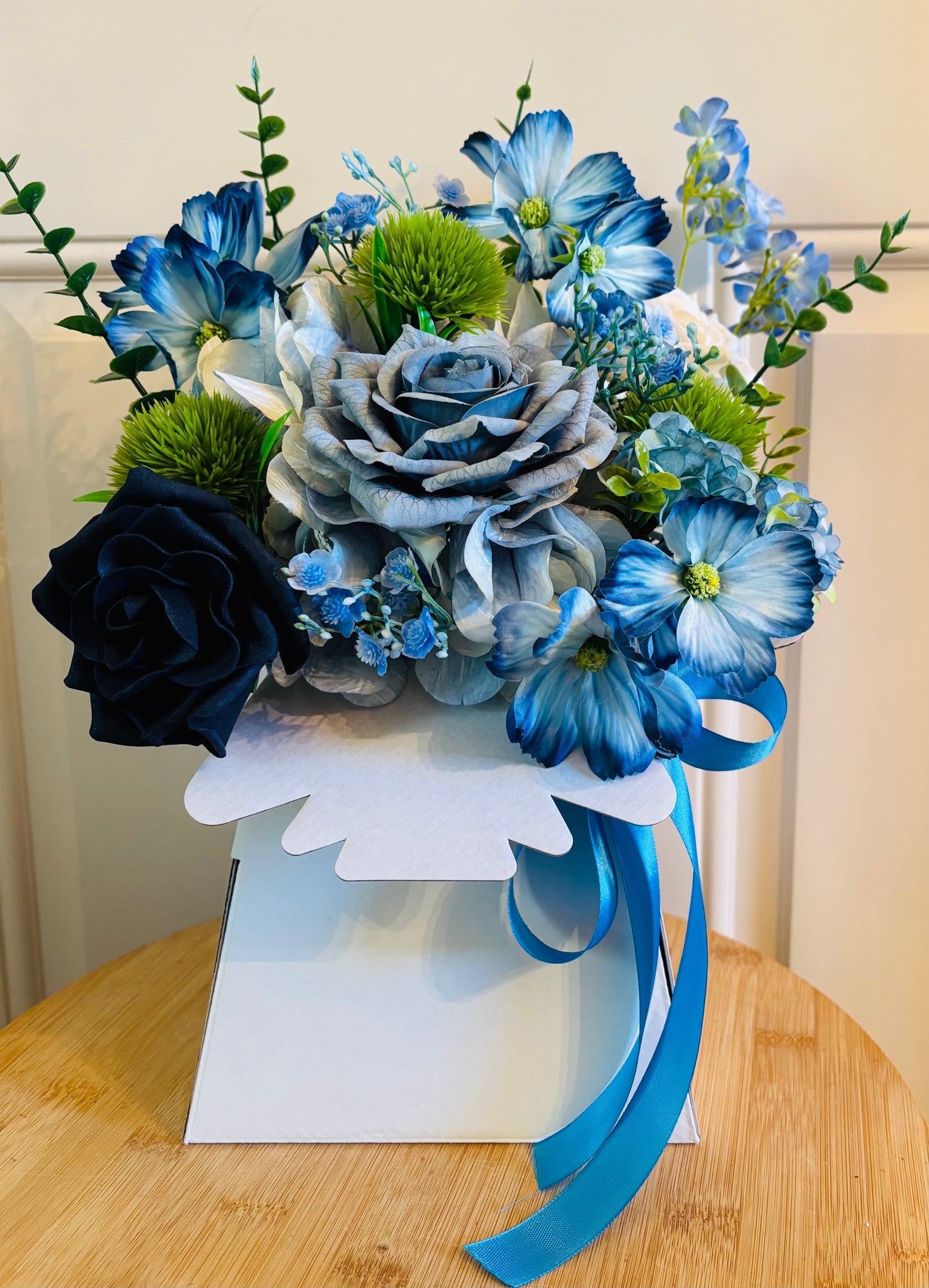NOT SOLD OUT No Vase Needed Boxes (you pick the colours) message for orders