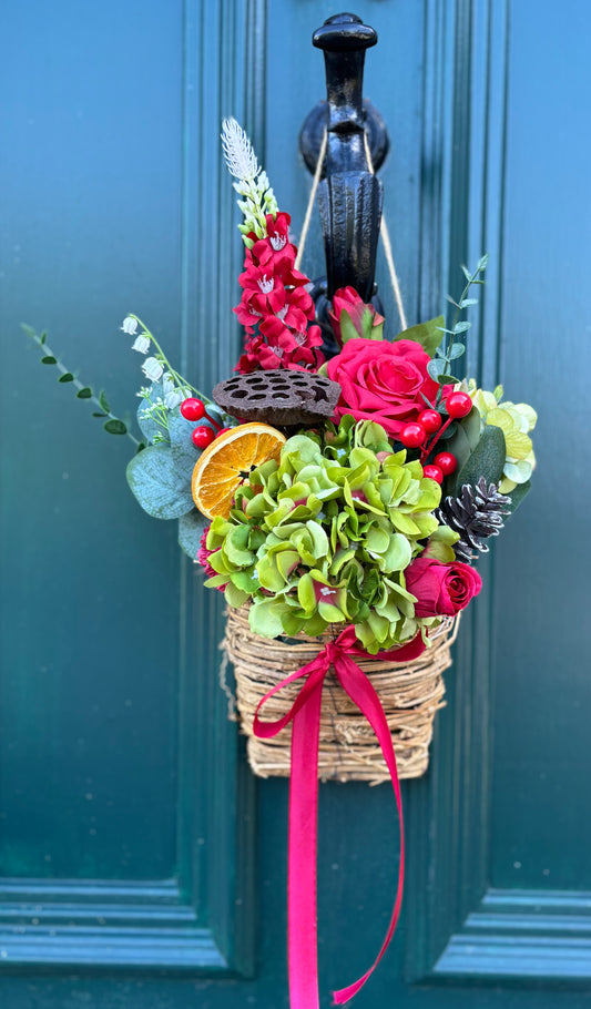 Small Christmas Door Basket